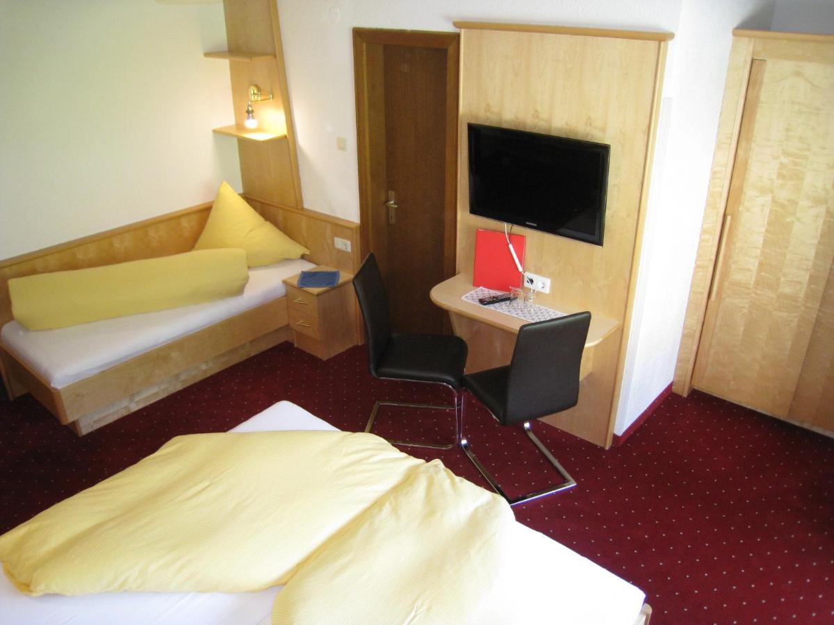 Laerchenhof Serfaus Room photo